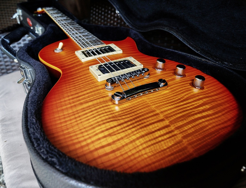 Esp ltd ec 1000 VHB