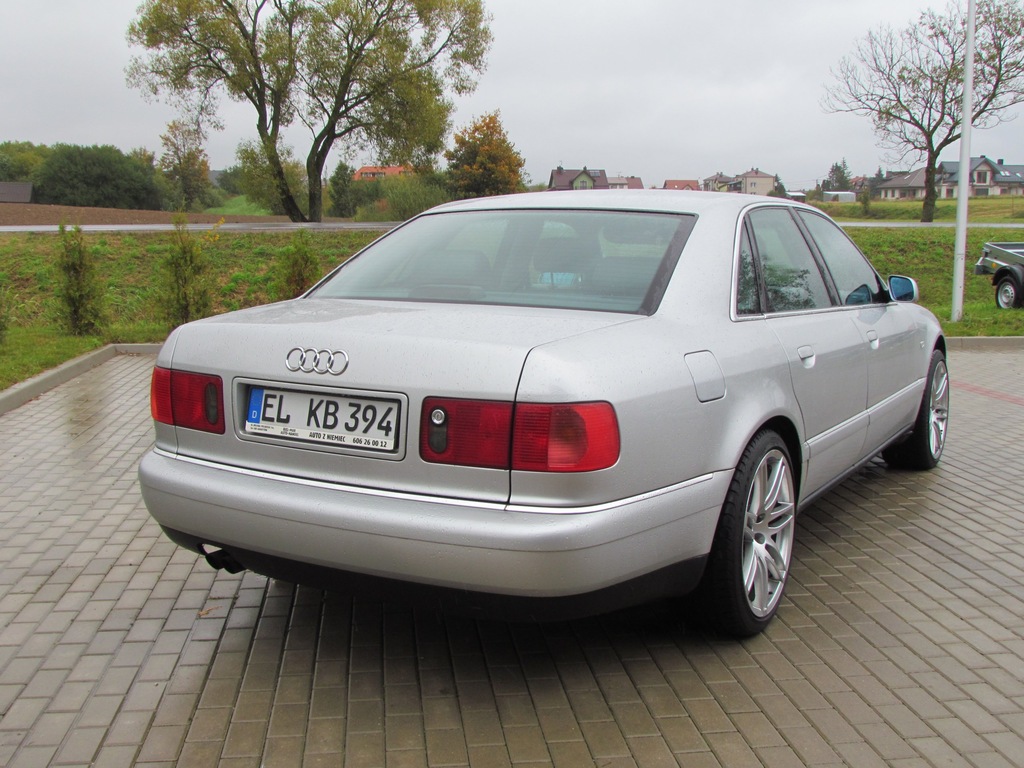 AUDI A8 2,8 NIEMCY IDEALNA