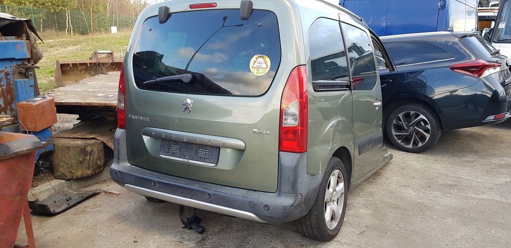 Peugeot Partner ! Klapa ! Części ! KOD LAKIERU KGP