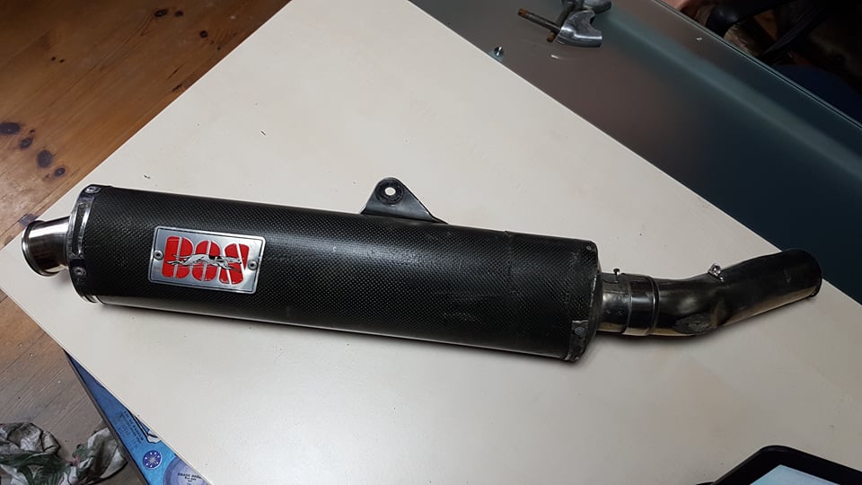 BOS Carbon - tłumik wydech sportowy