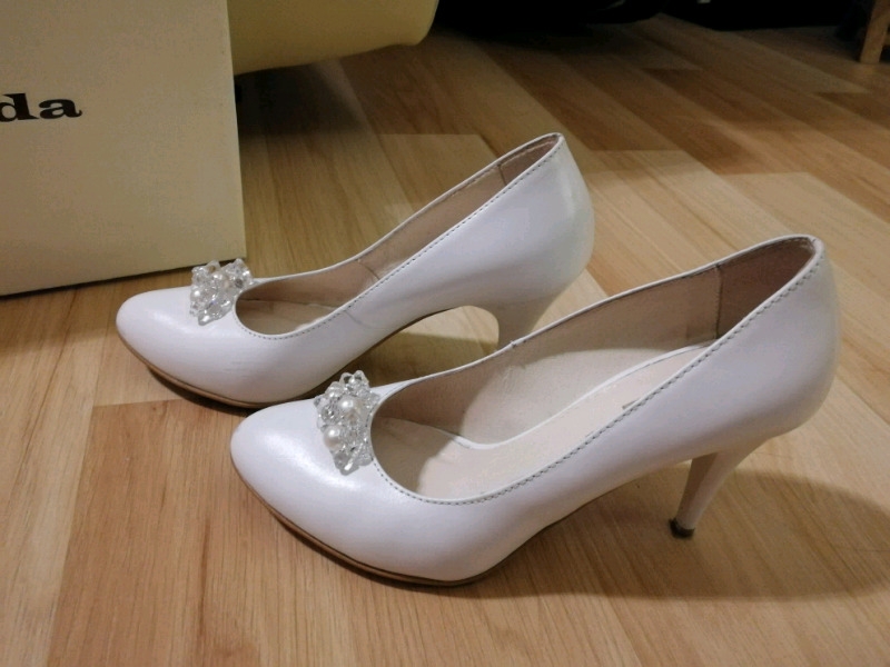 Buty weselne, ślubne, kryształki Swarovskiego, 36