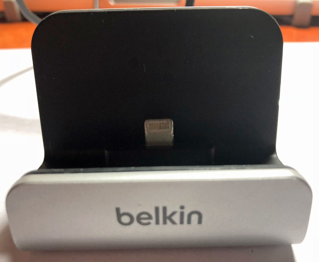 Belkin stacja dokująca iPhone 5s SE 6 6S 7 8 X