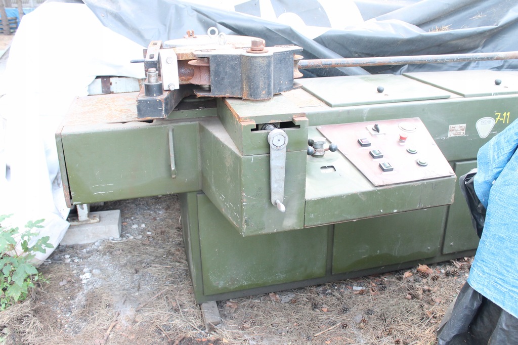 Giętarka hydrauliczna do rur typ GH4 trzpieniowa