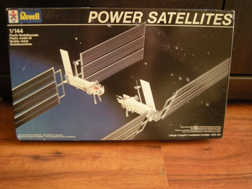 ~~//~~    REVELL POWER  SATELLITES   ~~~~~~~~~~~