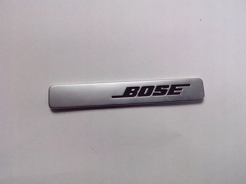 ZNACZEK EMBLEMAT RENAULT SCENIC 3 MEGANE III BOSE