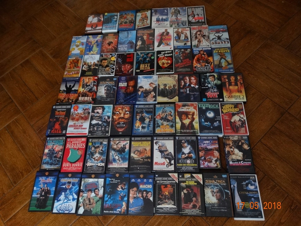 Kasety VIDEO/VHS z oryginalnymi filmami