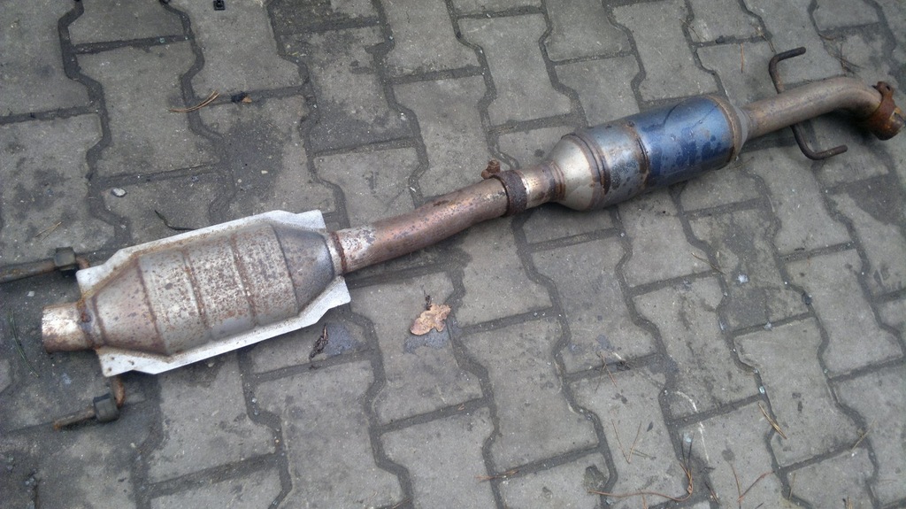 Opel Vectra C  2.2 DTI katalizator rura euro 5 DPF