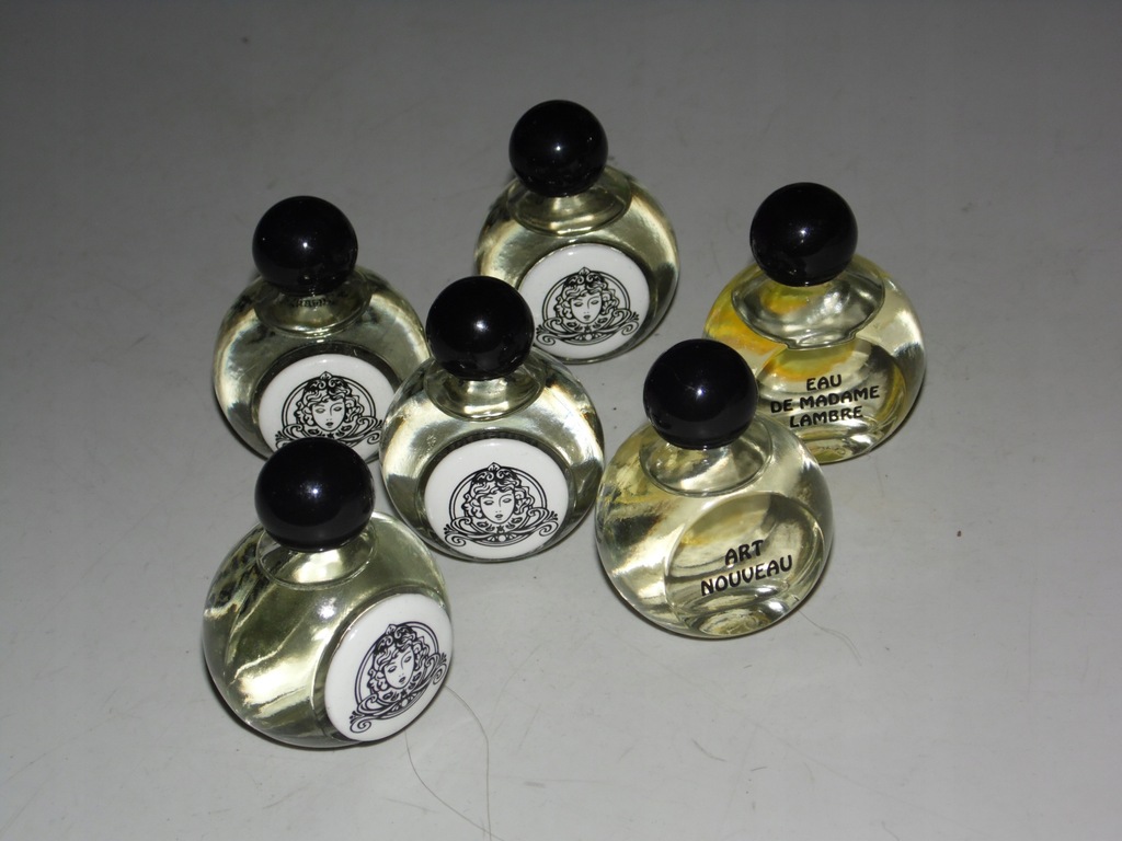 Woda perfumowana De Madame Lambre 15 ml 1071