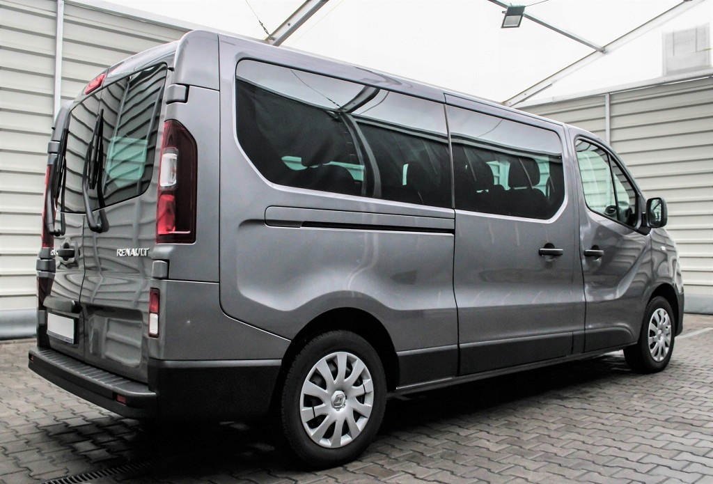 Opel vivaro long