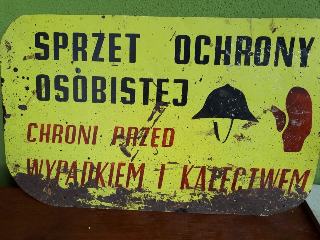 Stary napis hasło bhp PRL blaszany szyld