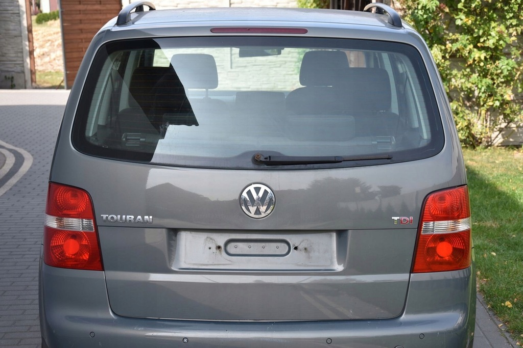 VW TOURAN I KLAPA TYLNA TYŁ SZYBA LAKIER LA7X