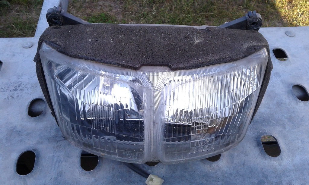 Reflektor lampa Honda VFR 750 RC36II 96r