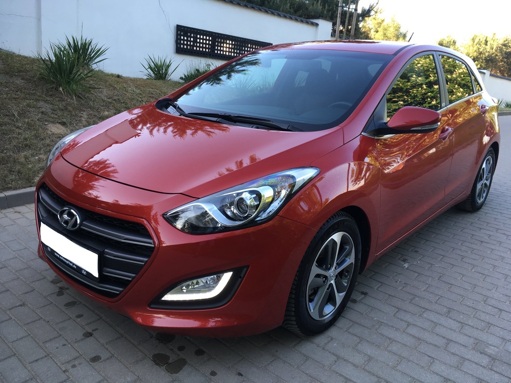 HYUNDAI i30 1,4 BENZYNA PASSION JAK NOWY