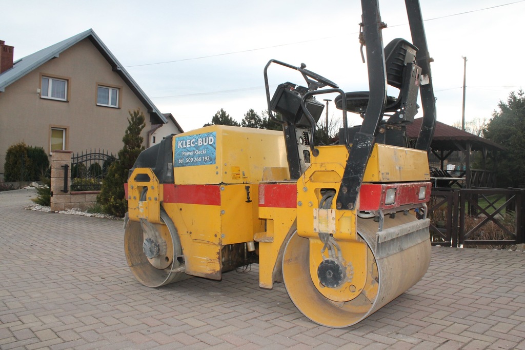 Walec Dynapac CC102