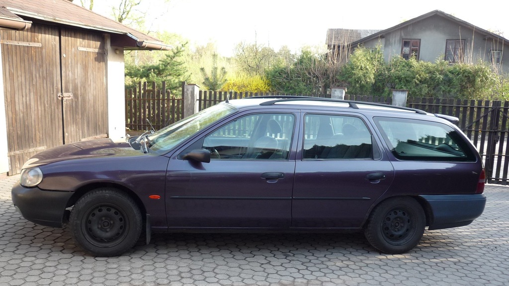 Ford Mondeo kombi MK2 1.8 benzyna + LPG