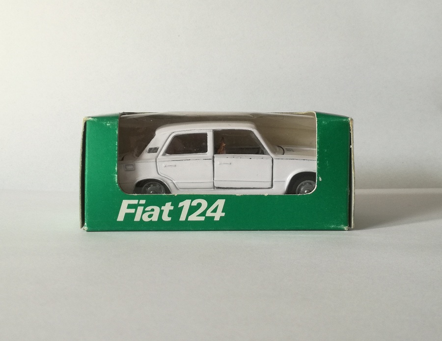 MEBETOYS 　A-16 FIAT 124 B8 1:43 MEBETOYS ITALY A-16 A16 A 16 FIAT 124 MET. GREEN