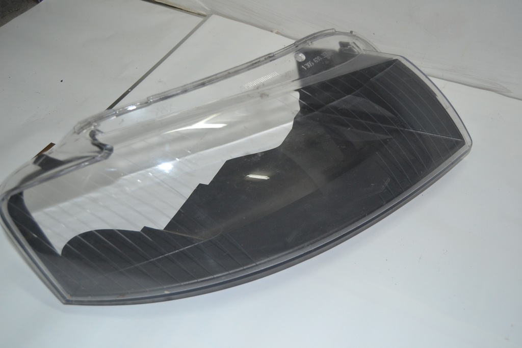 Audi A3 8P 2003-2008 Klosz lampy prawy przód