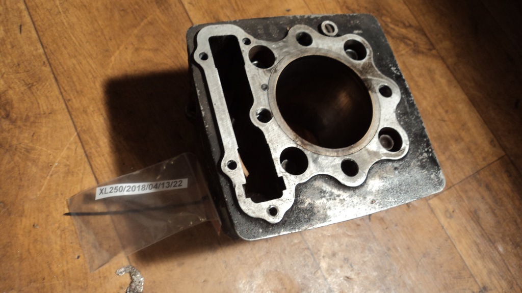 CYLINDER CYLINDRY HONDA XL 250 CROSS ENDURO