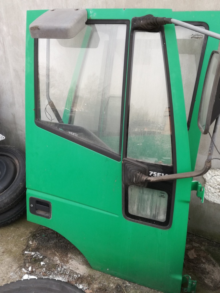 IVECO EUROCARGO 75E14 DRZWI PRAWE KPL