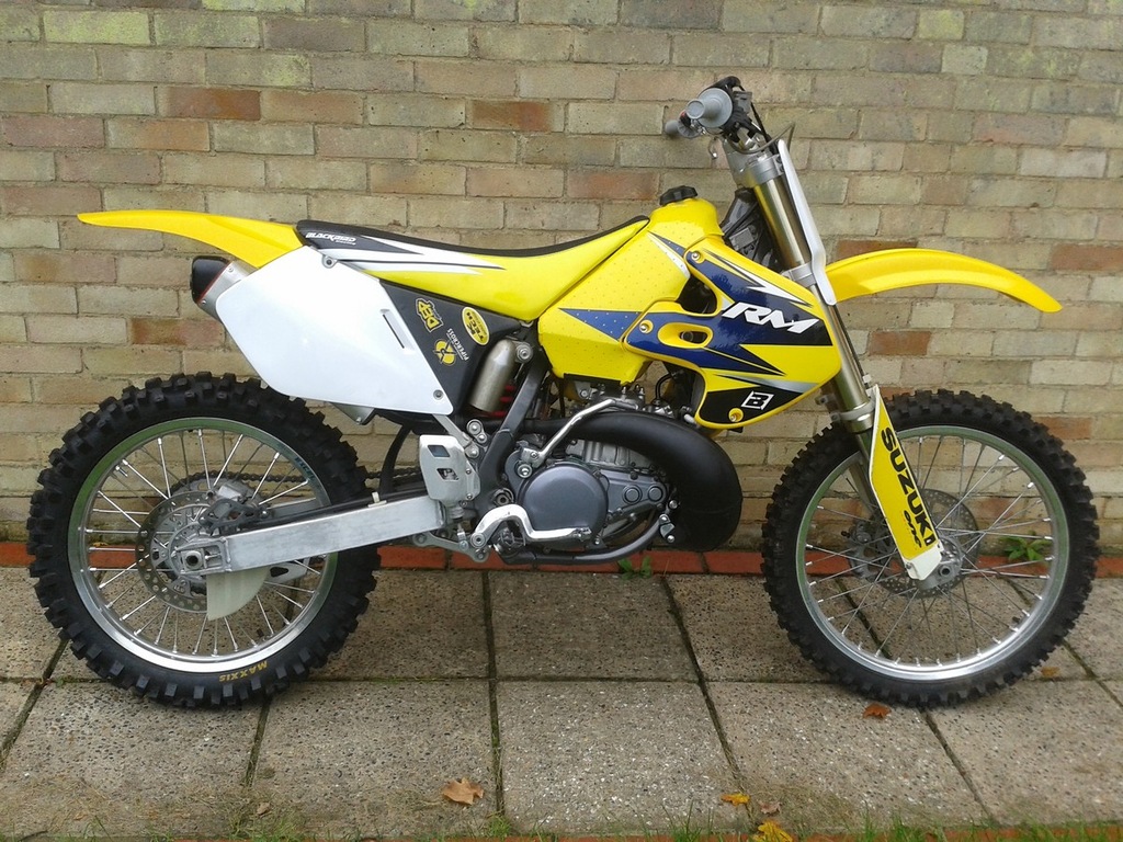 Suzuki RM 250 96-2000 Cylinder Wał Gaznik Zapłon