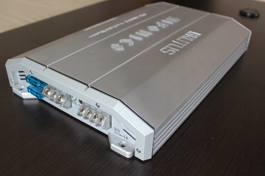 Hifonics bxi 3000d 1,5kw rms 1500rms wzmacniacz