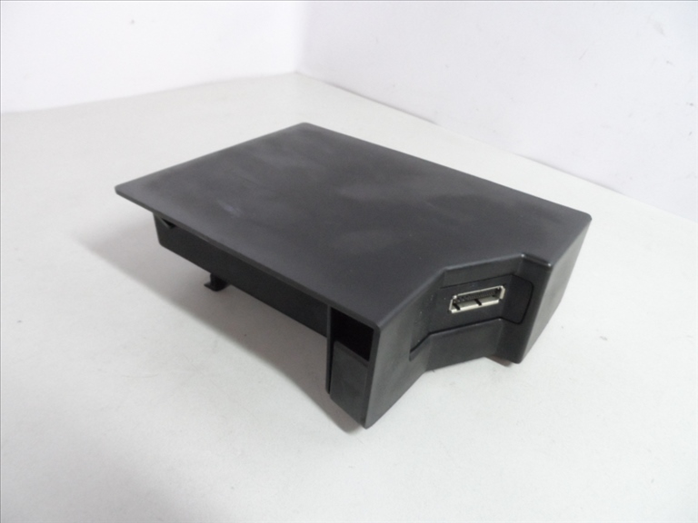 FACEBOX MDI 5C6864531 5C6864531A VW JETTA 5C USA