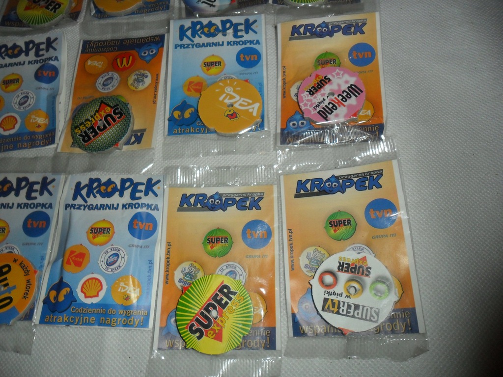 KROPEK - PRZYGARNIJ KROPKA - 15 KRĄŻKÓW NAKLEJEK