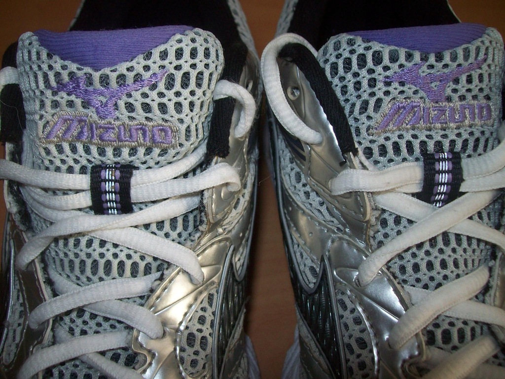 mizuno wave nexus 5