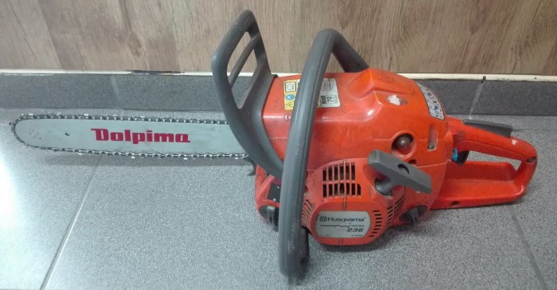 PIŁA SPALINOWA HUSQVARNA 236 USZKODZONA!!