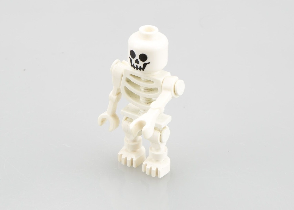 LEGO Figurka Castle gen019 Skeleton Szkielet