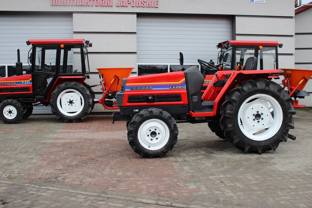 BOSS Mini Traktorek Yanmar FX265DT