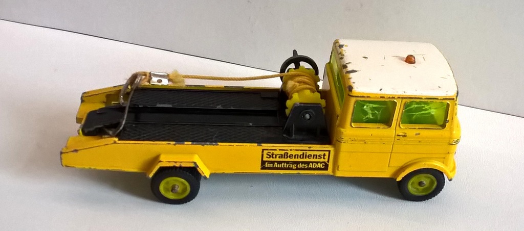 MERCEDES BENZ LP 608 ADAC-Siku V319