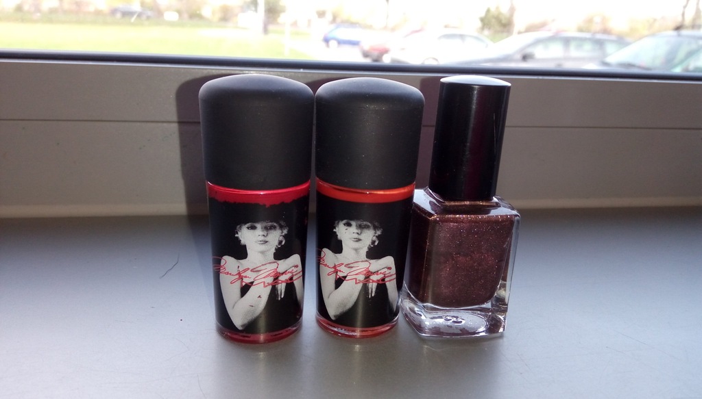 Lakiery MAC Marilyn Monroe, Bobbi Brown