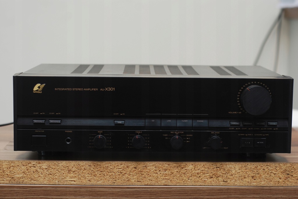 WZMACNIACZ SANSUI AU-X301 / SUPER STAN / POZNAŃ