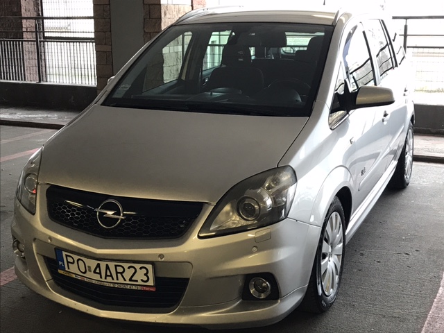 Opel Zafira B 1.9 CDTI 150 km,Automat, Navi,7 os.