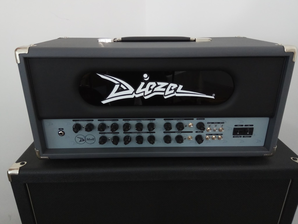 Diezel D-Moll + 4X12 G12K-100 FL