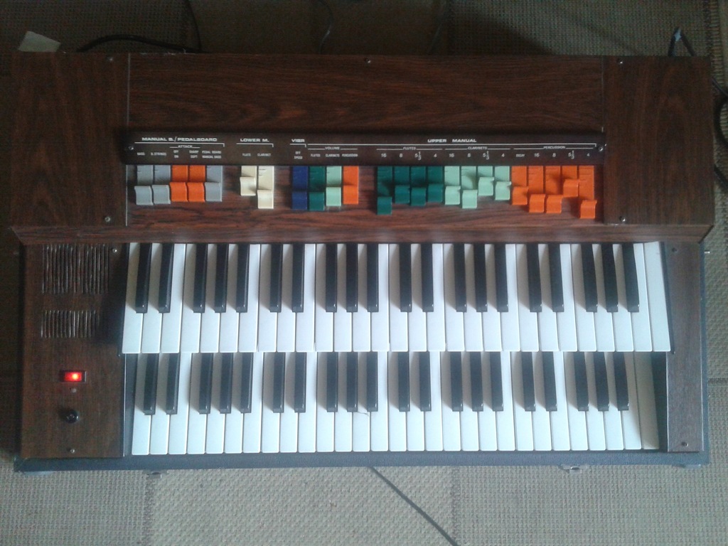 Farfisa VIP-233 analogowe organy elektryczne