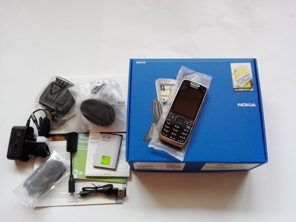 Perfekcyjny stan Nokia E52 czarna 3minuty wygadane