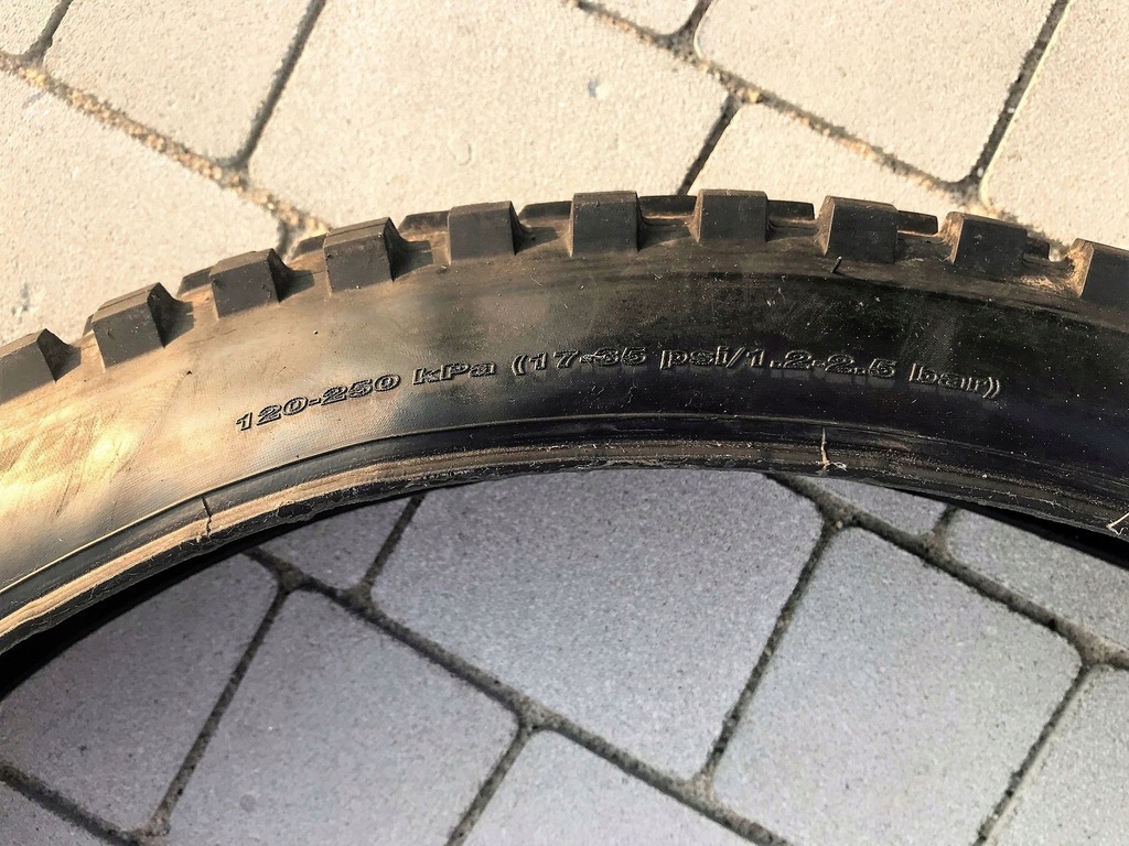 maxxis minion dhf 27.5 2.5 wt