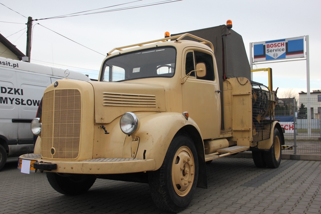 Wyciągarka szybowcowa 380 PS Mercedes L4500 1954