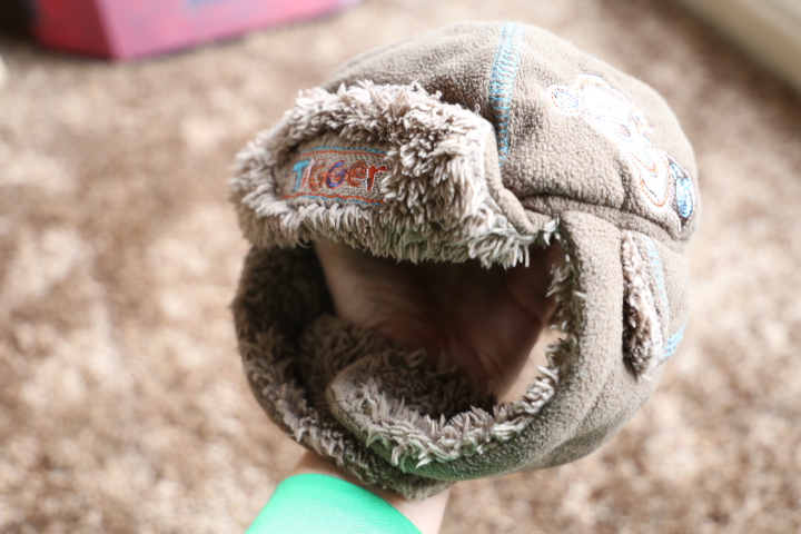 Ciepła czapka niemowlęca futerko r. 6-12 mies.