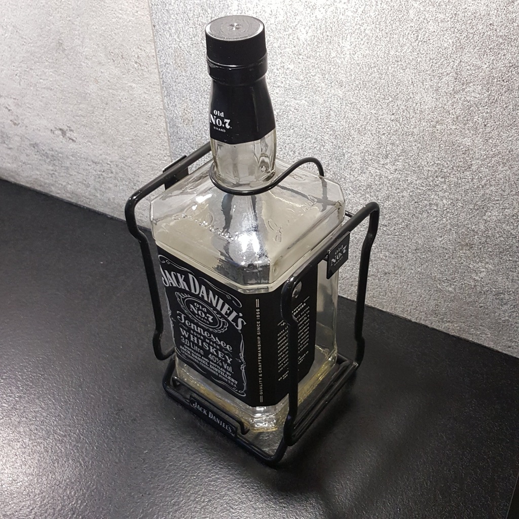 Jack Daniels Butelka kołyska huśtawka 