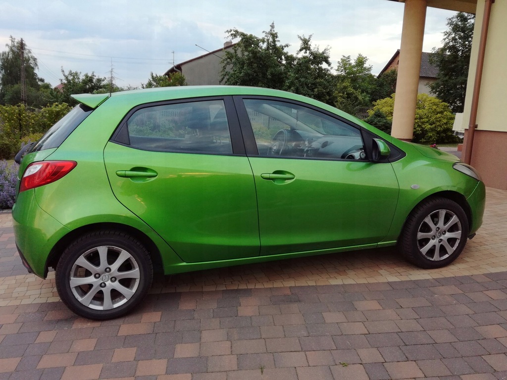 Mazda 2 1,3 benzyna - Zielona