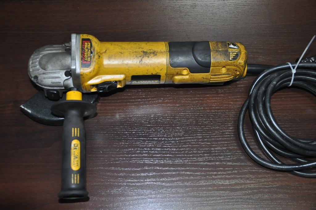 SZLIFIERKA KĄTOWA DEWALT D28136 1500W REGULACJA - 7174180094 ...