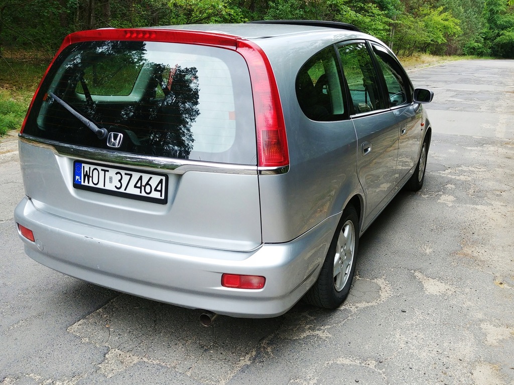 Honda stream 2 поколения