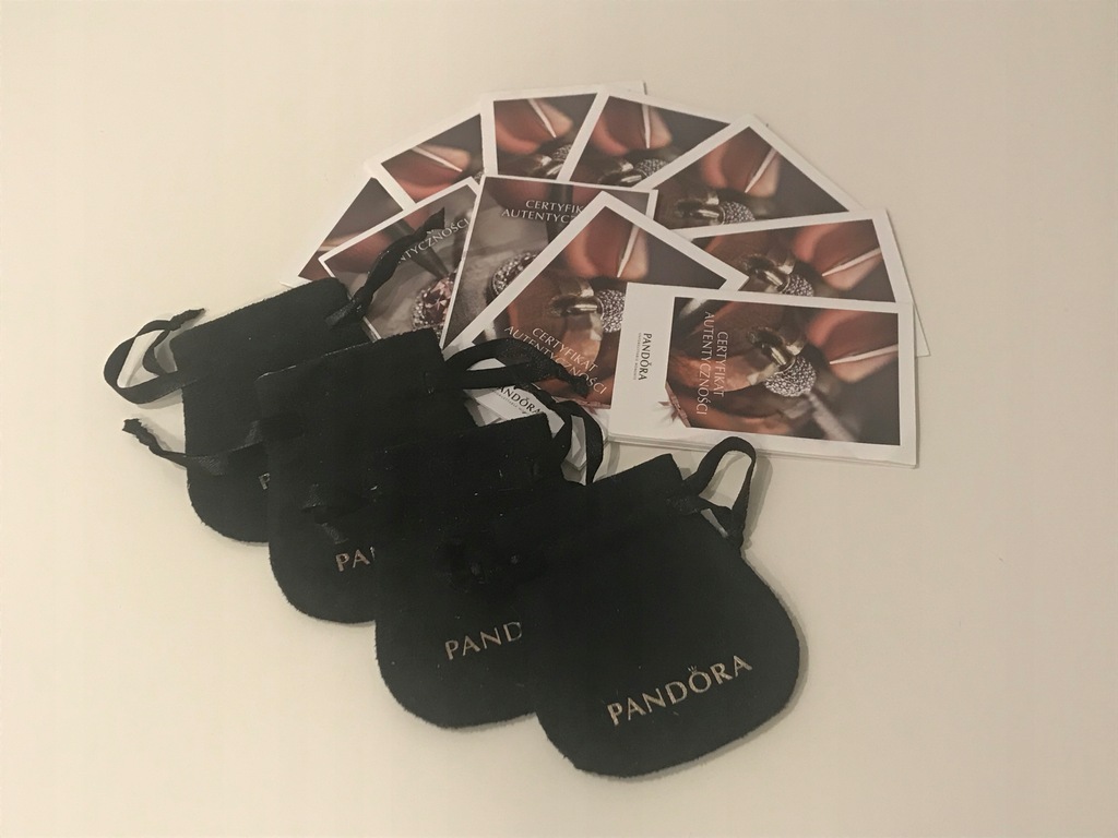 Pandora 4 woreczki na bizuterię i certyfikaty