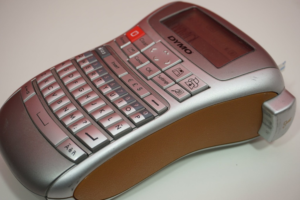 Drukarka etykiet Dymo LABELMANAGER 220P, taśma 7255075185 oficjalne