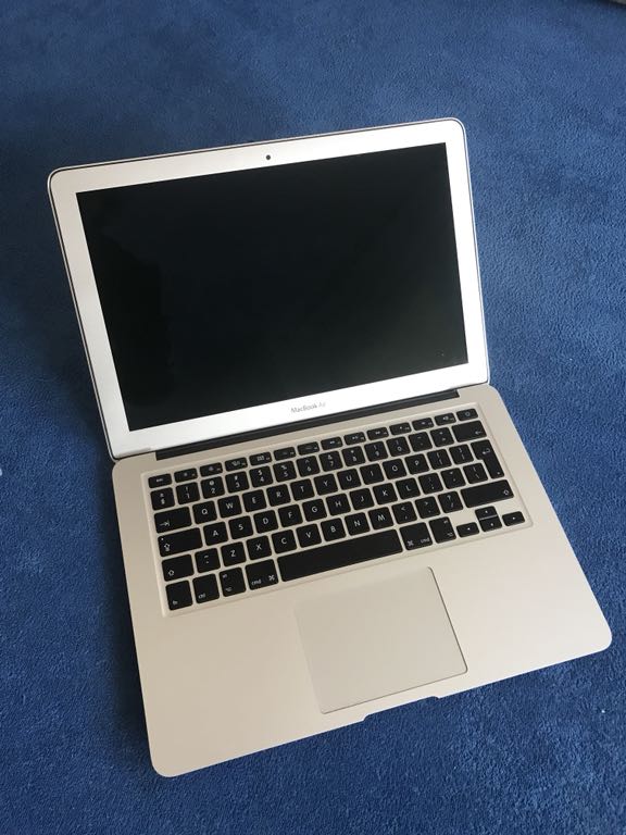 MacBook Air 13 i5 1.4GHz 4GB 128Gb HD5000 2014r