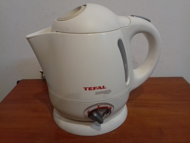 CZAJNIK TEFAL VITESSES