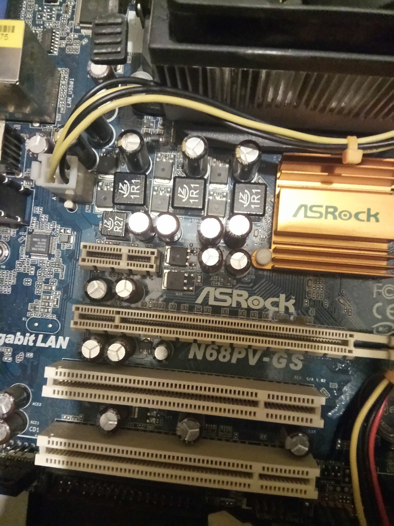 Asrock n68pv gs не стартует